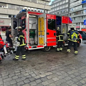 Der Mann wurde bei dem Unfall verletzt.