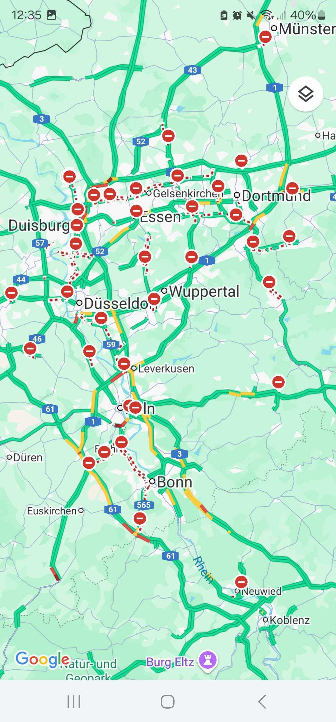 Vor allem im Ruhrgebiet gibt es derzeit massive Sperrungen – wenn man Google Glauben schenken mag.