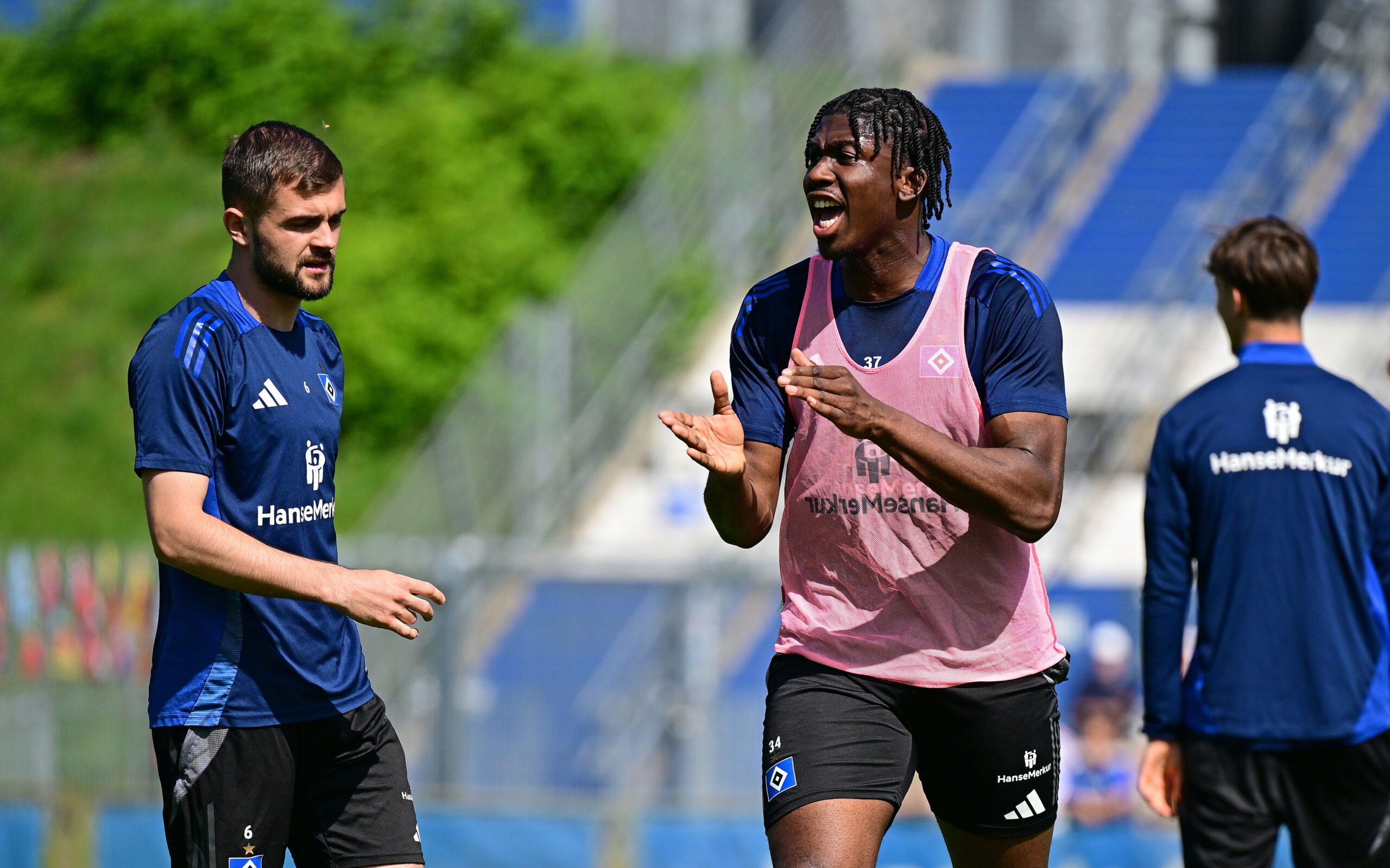 Lukasz Poreba (l.) und Joel Agyekum beim HSV-Training