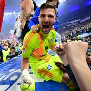 Daniel Heuer Fernandes brüllt in die Kamera