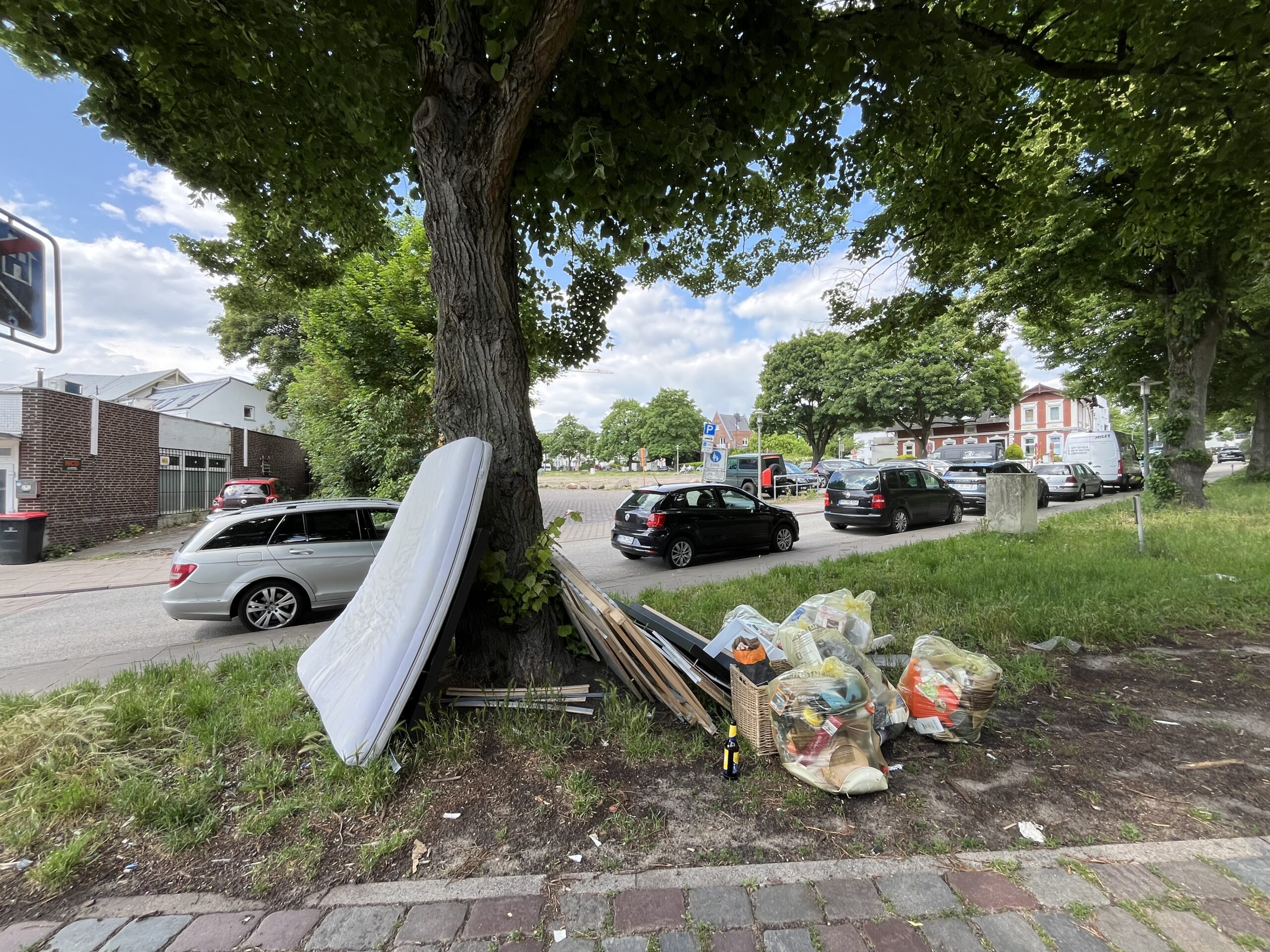 Das große Problem mit der illegalen Müllentsorgung in Hamburg
