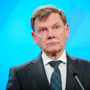 Außenminister Johann Wadephul sichert Israel weitere Waffenhilfe zu,