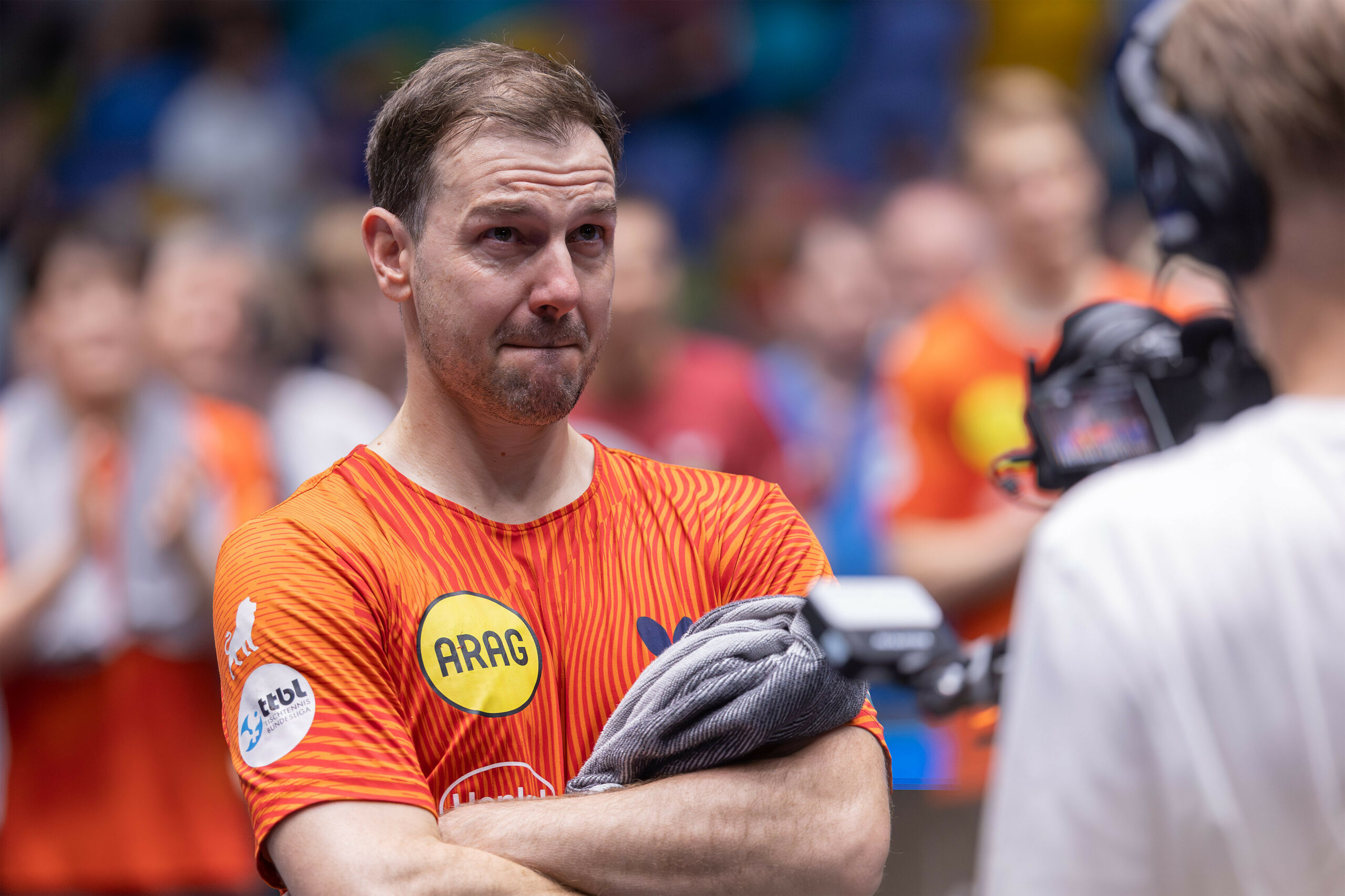 Timo Boll weint bei seinem Abschied.