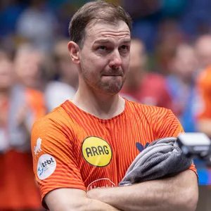 Timo Boll weint bei seinem Abschied.