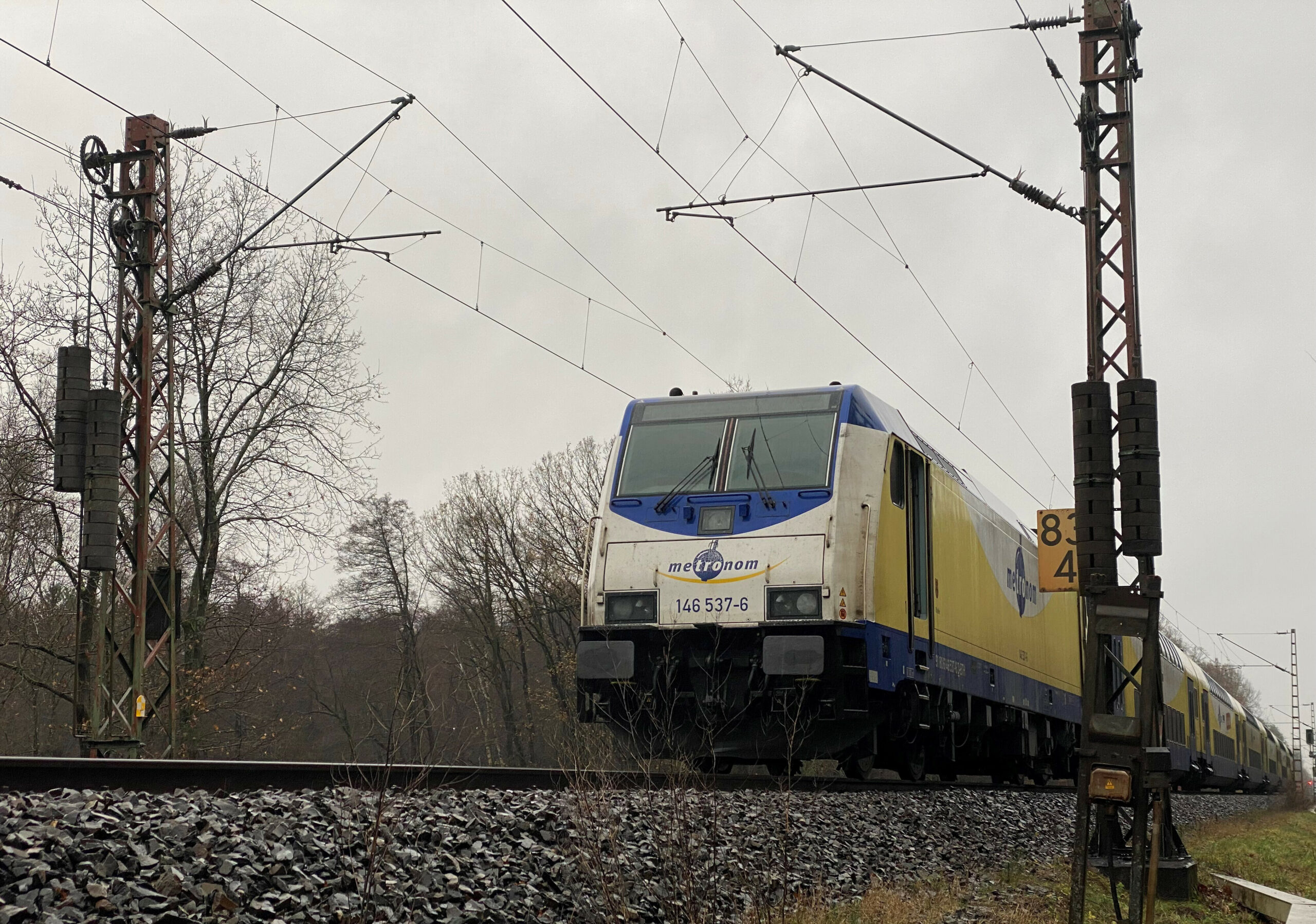 Metronom auf der Bahnstrecke zwischen Celle und Uelzen (Symbolbild)