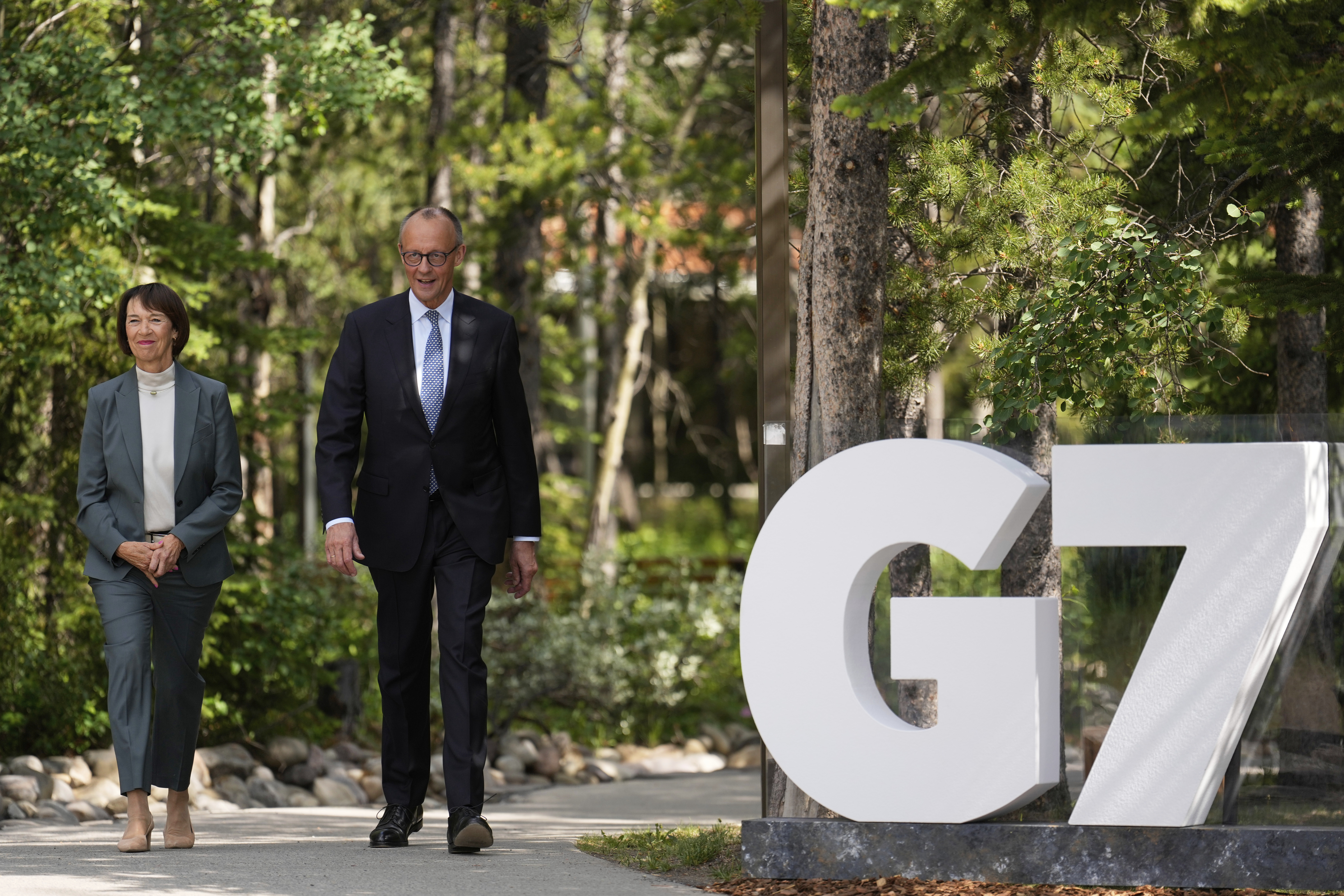 Friedrich Merz und seine Frau Charlotte beim G7-Gipfel in Kananaskis.