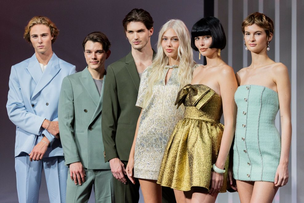 Die diesjährigen „GNTM“ Finalisten von links nach rechts: Moritz (19), Jannik (22), Pierre (22), Daniela (20), Magdalena (21) und Zoe (19).