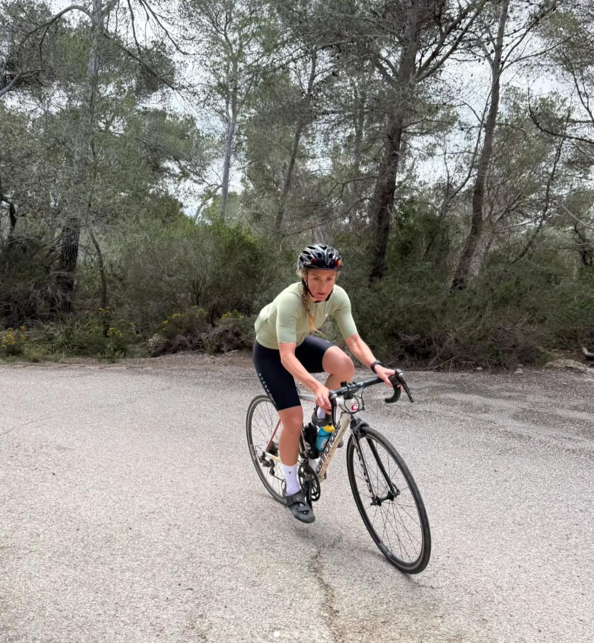 Josefine Rutkowski auf dem Rad