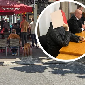Patrik D. wird vorgeworfen, Schutzgeld vom Chef des Traditions-Lokals „L'Espresso Bar“ erpresst haben zu wollen.