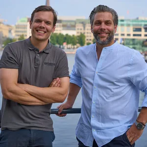 Niklas Nordmann (l.) und Hannes Schröder sind die neuen Betreiber des Alsterpavillons.