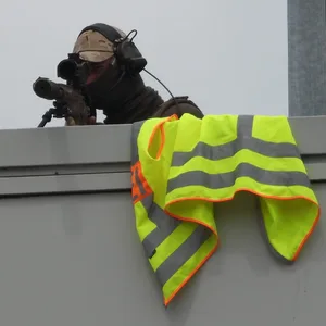 Scharfschützen sicherten das Gelände rund um den Rathausmarkt.