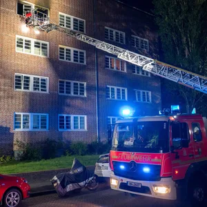 Die Wohnung an der Mülhäuser Straße in Hamburg-Duslberg brannte komplett aus.