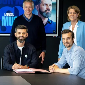 Frank Baumann steht hinter dem neuen Schalke-Trainer Miron Muslic