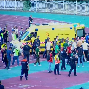 Krankenwagen im Algier-Stadion