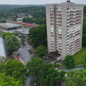Ein Hochhaus