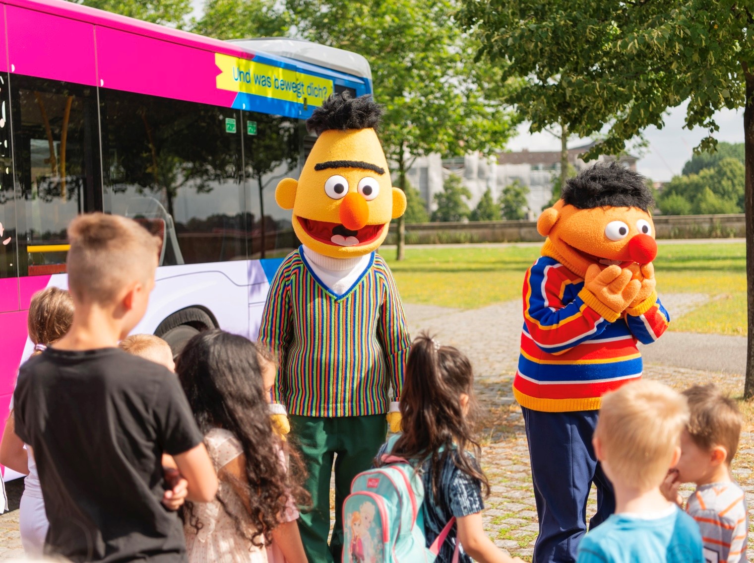 Die Figuren von Ernie und Bert aus der Sesamstraße werden am Samstag ebenfalls vor Ort sein.