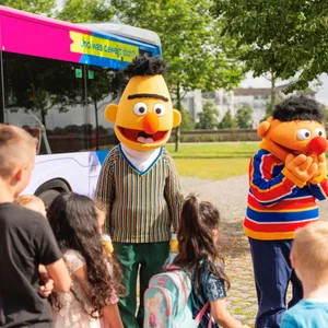 Die Figuren von Ernie und Bert aus der Sesamstraße werden am Samstag ebenfalls vor Ort sein.