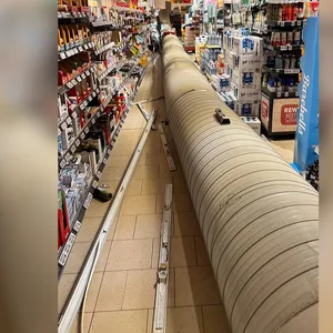 Lüftungsrohr im Rewe