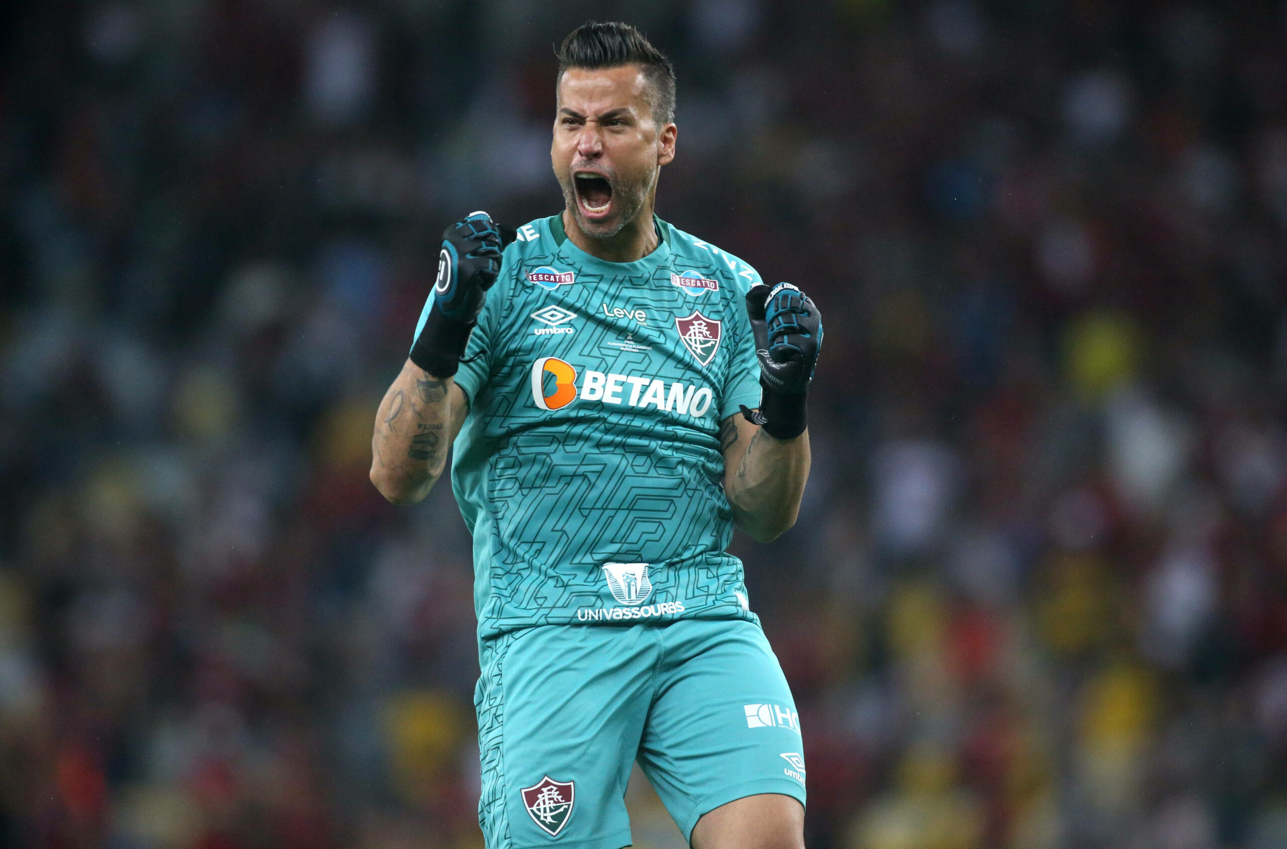 Fabio jubelt nach einem Tor von Fluminense.