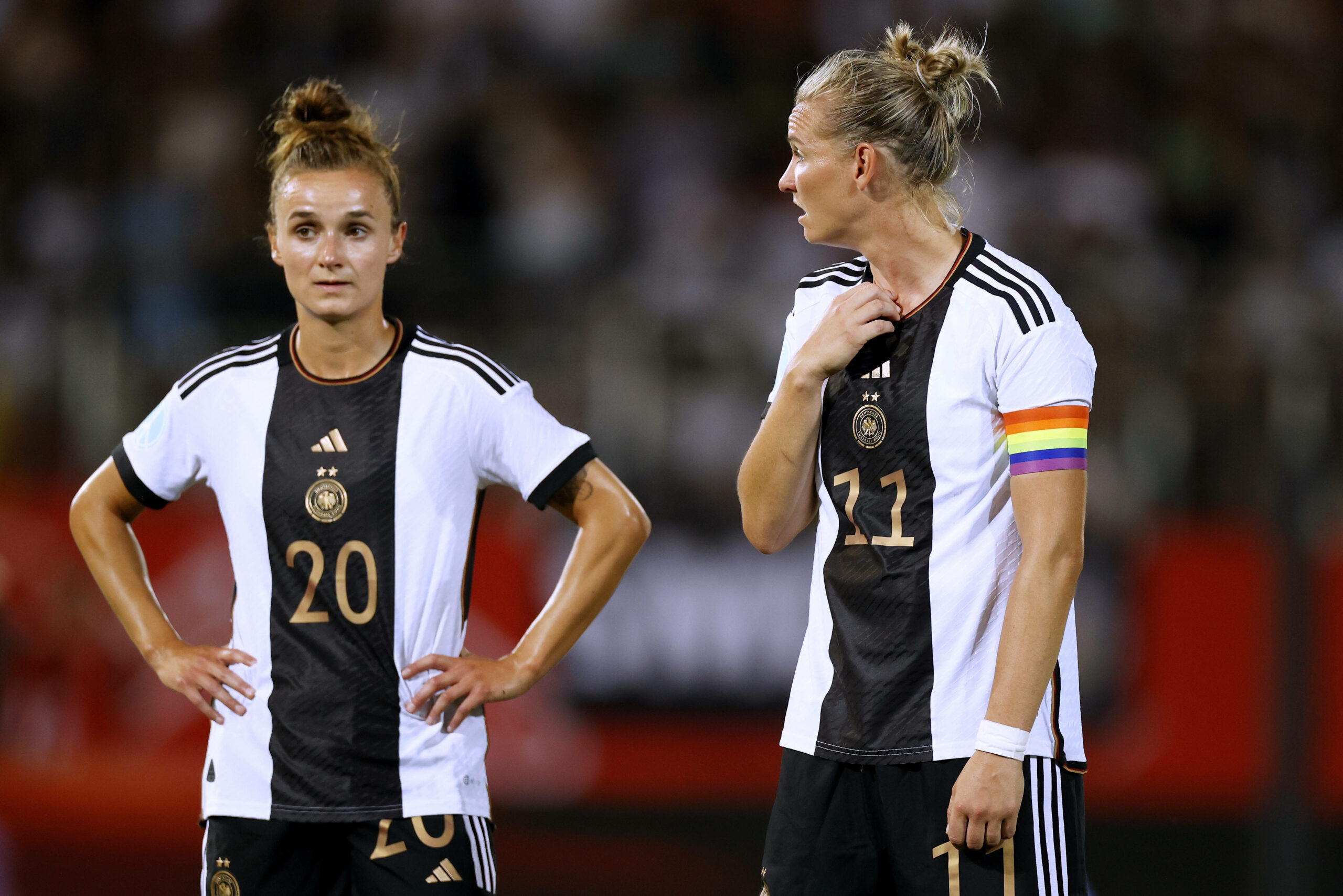 Lina Magull spielte jahrelang an der Seite von Alexandra Popp für die DFB-Elf.