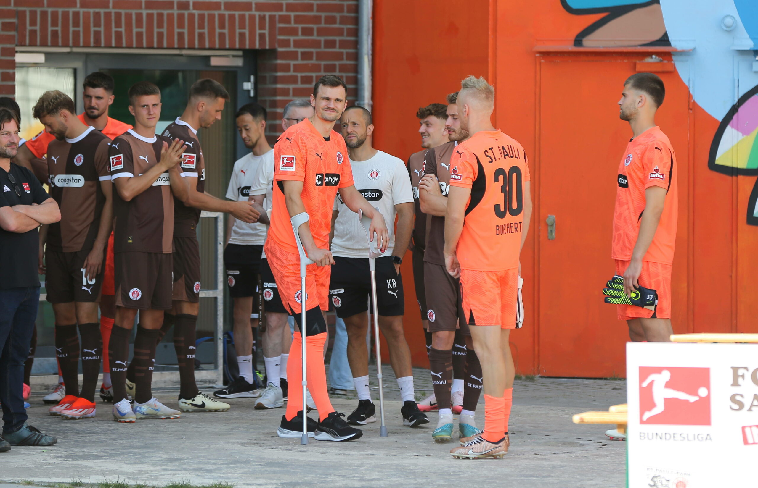 Sören Ahlers bei St. Paulis Foto-Shooting vor der Bundesliga-Saison