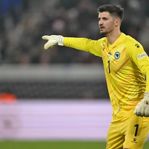 Nikola Vasilj im Trikot der Nationalmannschaft