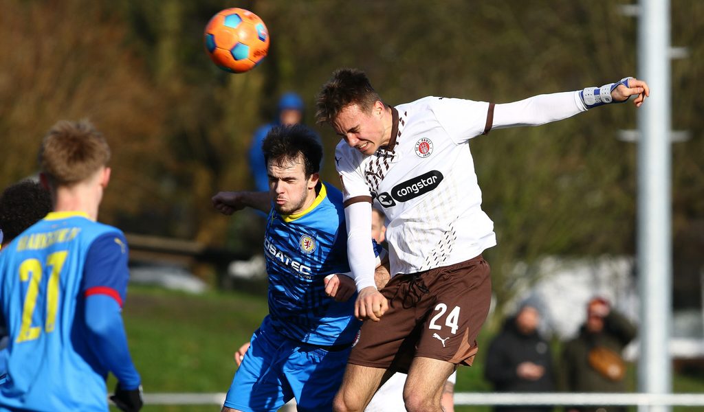 Auch-ein-Kalifornier-ist-dabei-St-Paulis-Talente-starten-mit-erstem-Testspiel