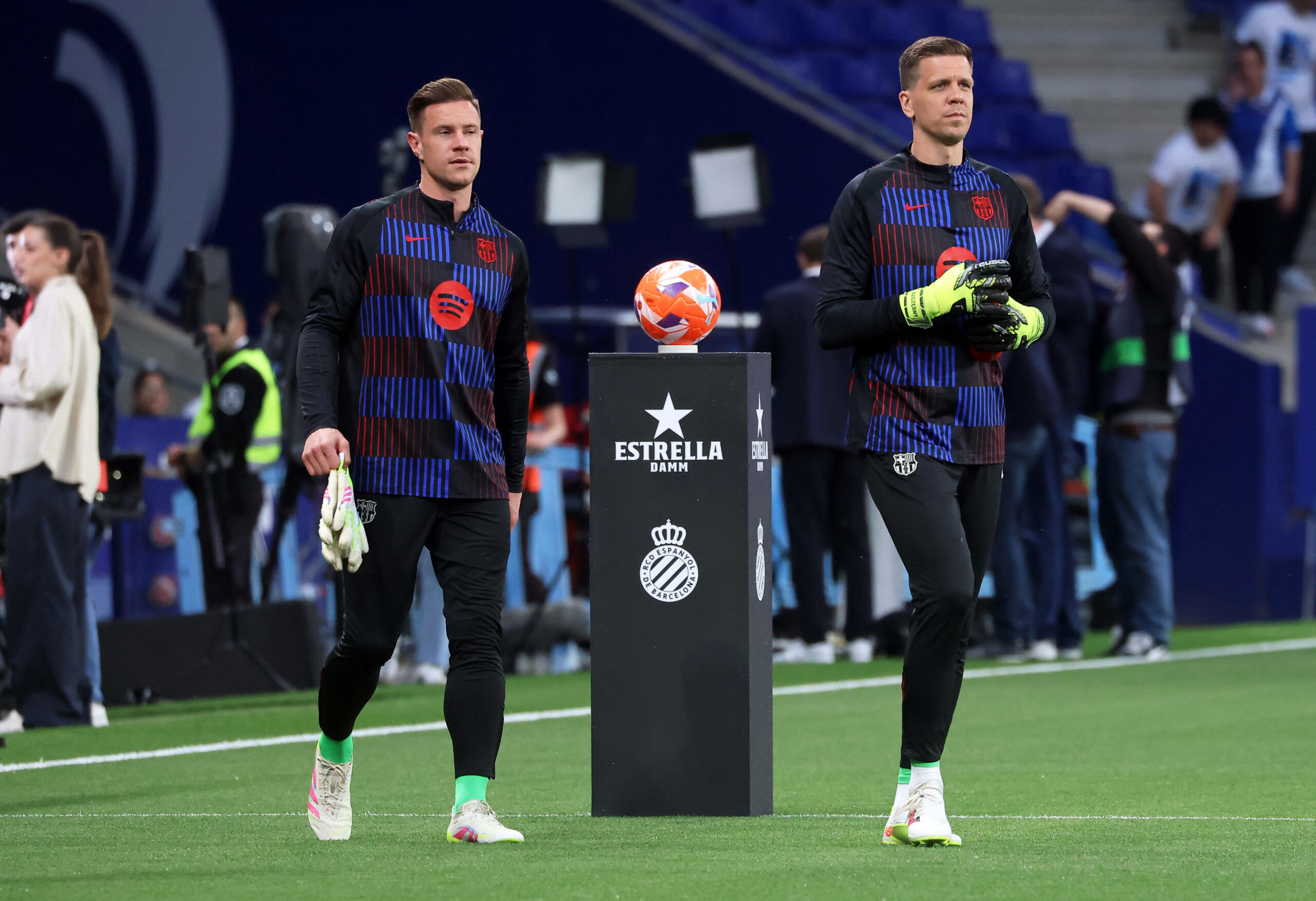 Marc-Andre ter Stegen und Wojciech Szczesny beim Aufwärmen