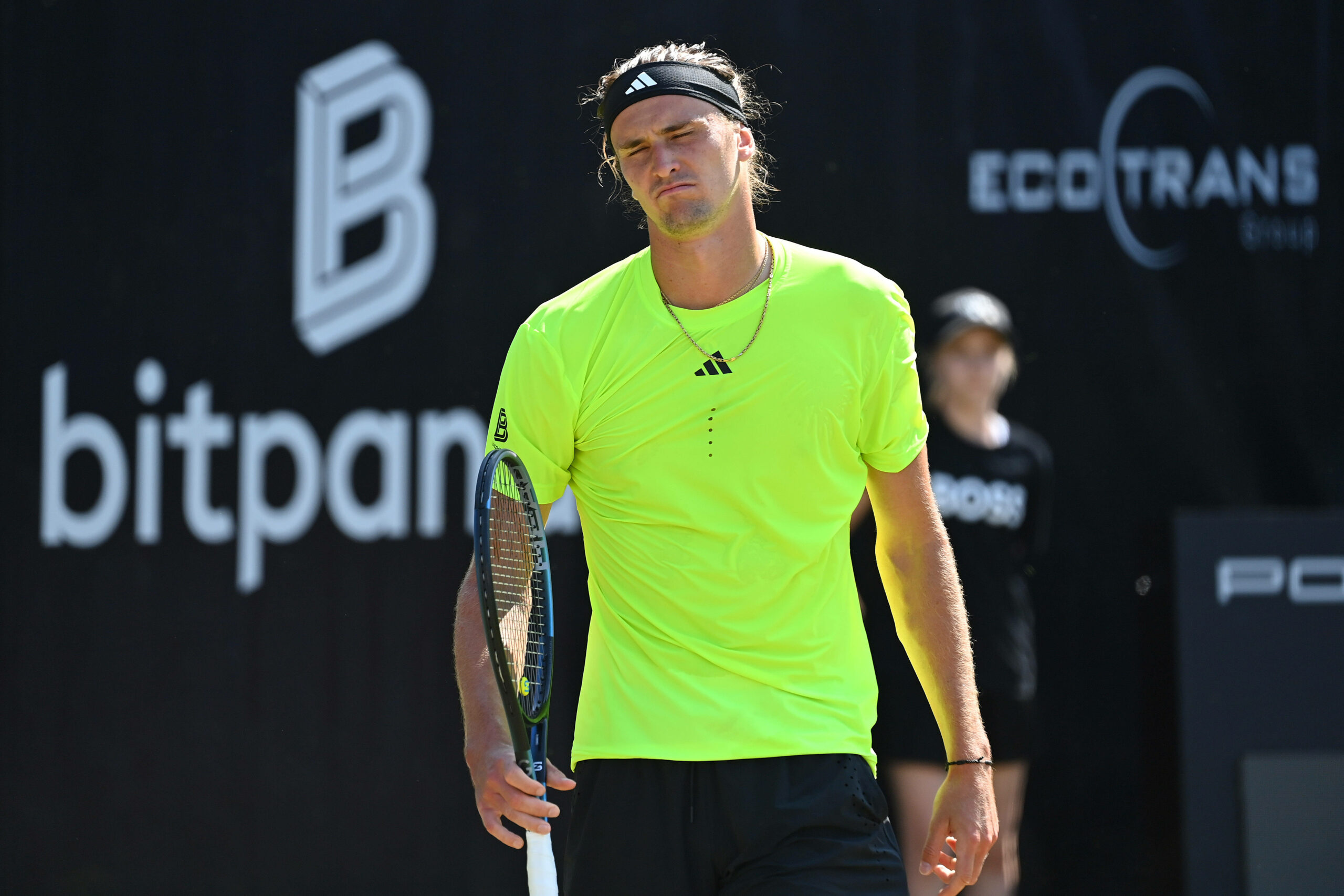Alexander Zverev hadert beim Turnier in Stuttgart.