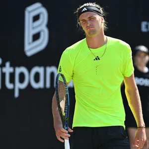 Alexander Zverev hadert beim Turnier in Stuttgart.