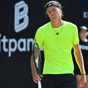 Alexander Zverev hadert beim Turnier in Stuttgart.