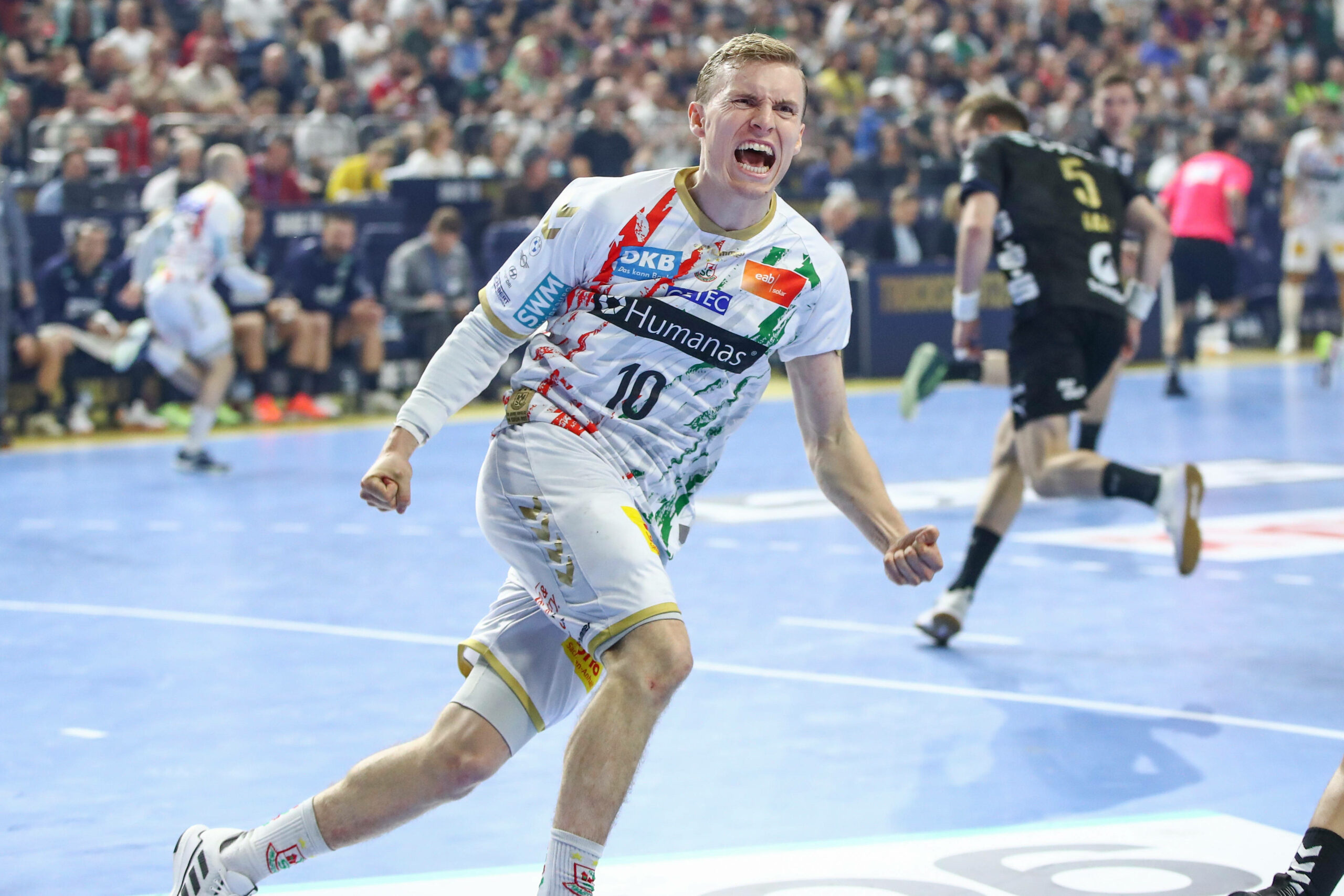 Gisli Kristjansson jubelt über ein Tor im Champions-League-Finale gegen die Füchse Berlin