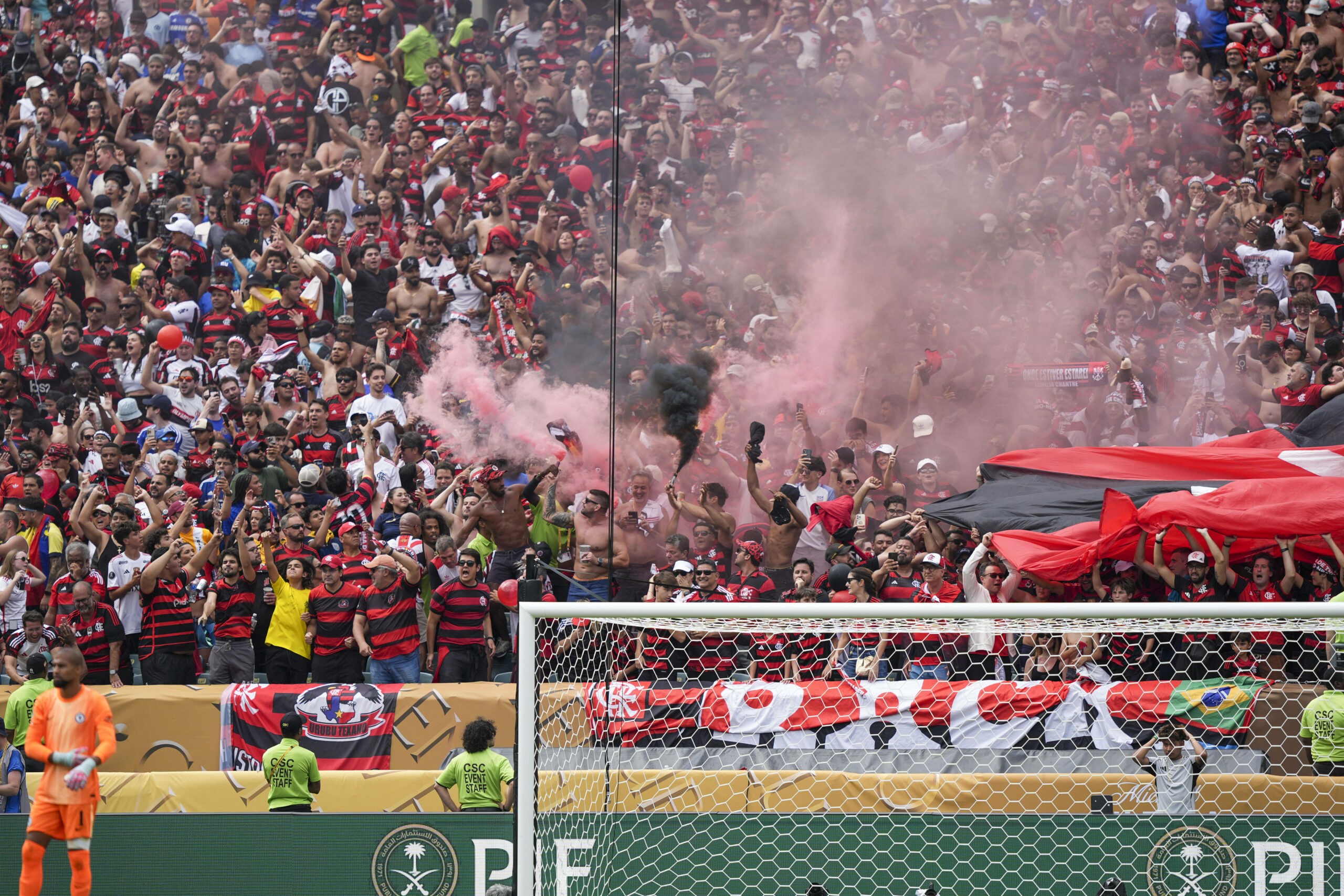 Flamengo-Fans während des Spiels gegen Chelsea