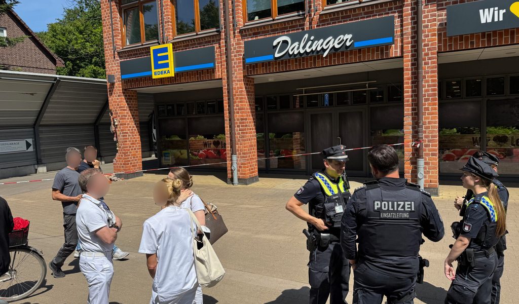 St-tzpfeiler-gerammt-Supermarkt-und-Arztpraxen-in-Hamburg-ger-umt
