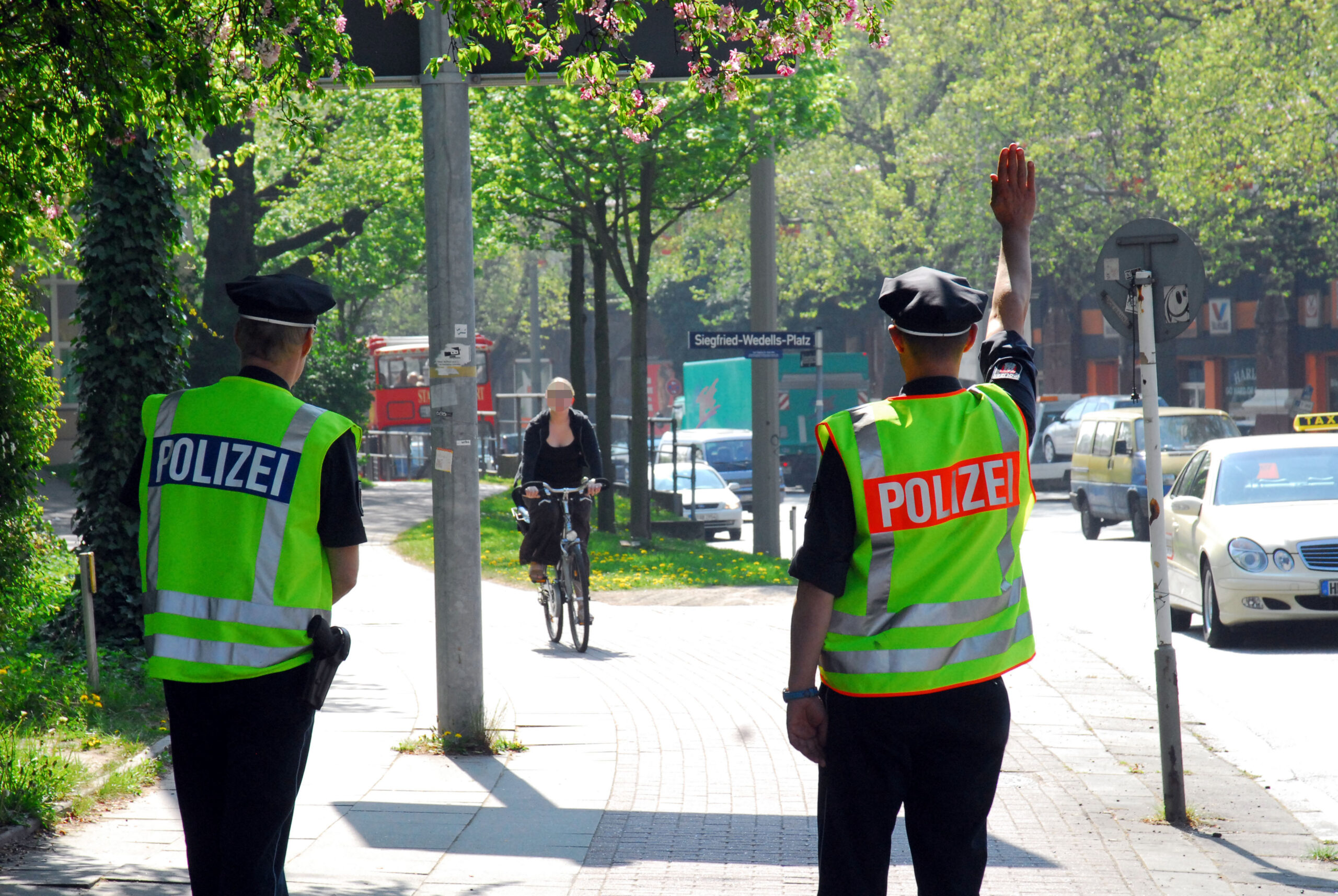 Fahrradkontrollen in Hamburg – viele Biker fuhren bei rot