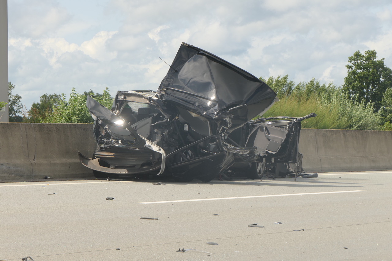 Unfall A7 Neumünster