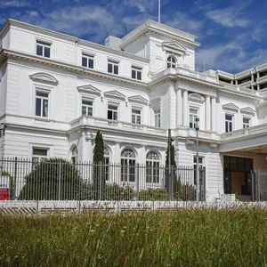 Prächtige große weiße Villa