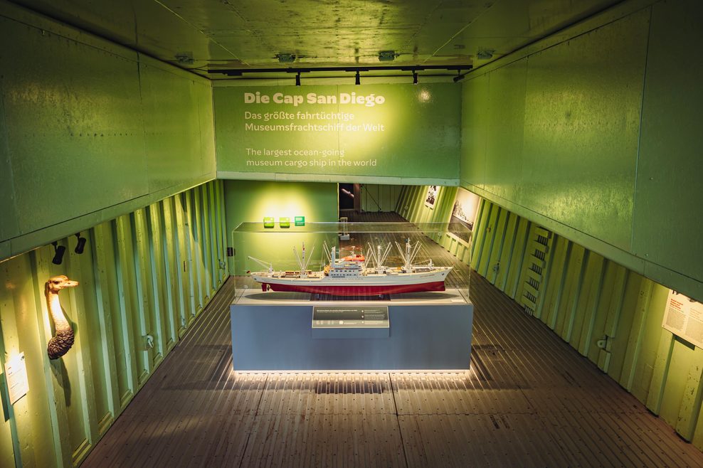 Blick in die neue Dauerausstellung der Cap San Diego