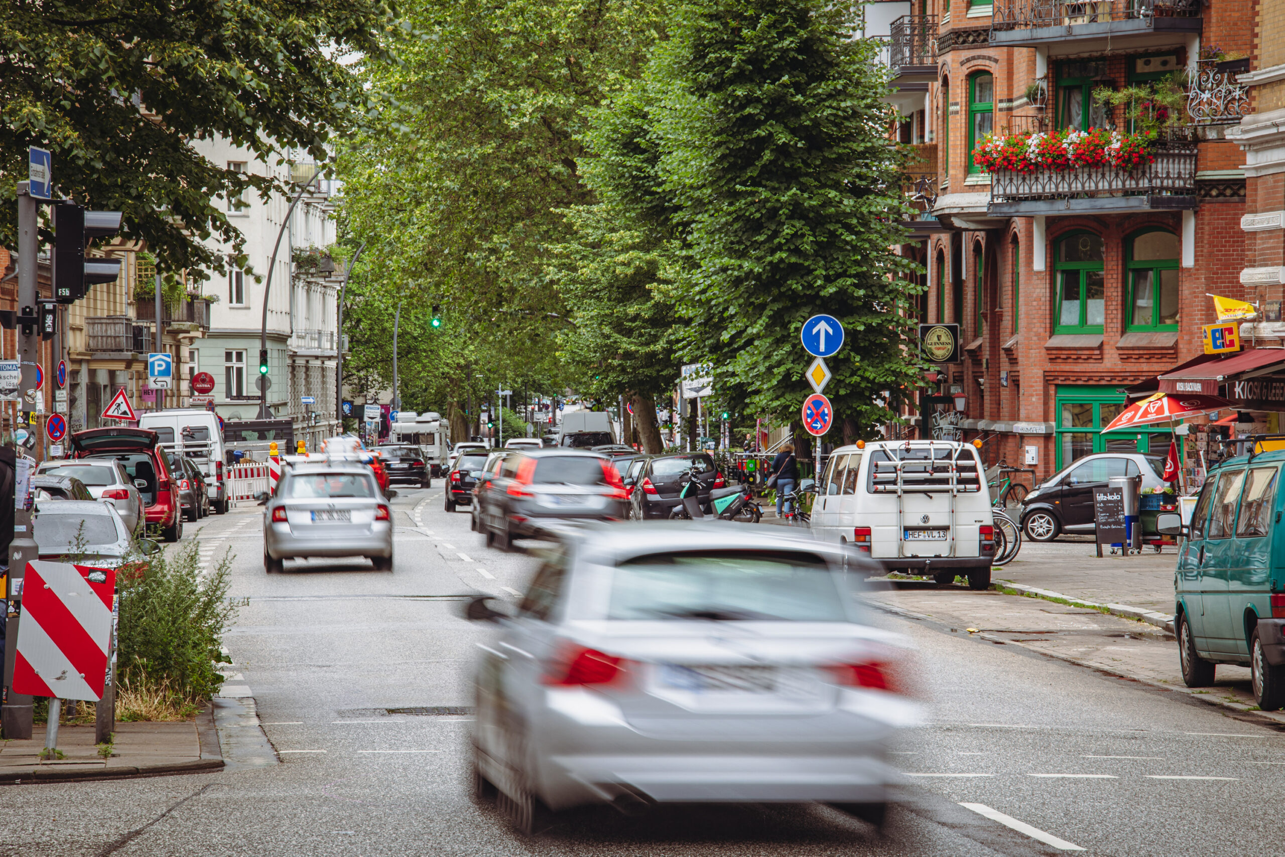 Die Simon-von-Utrecht-Straße wurde schon als drittschlechteste Straße für Fahrradfahrer in Hamburg bewertet.