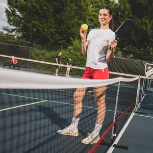 Mathilda Münchenbach beim Pickleball