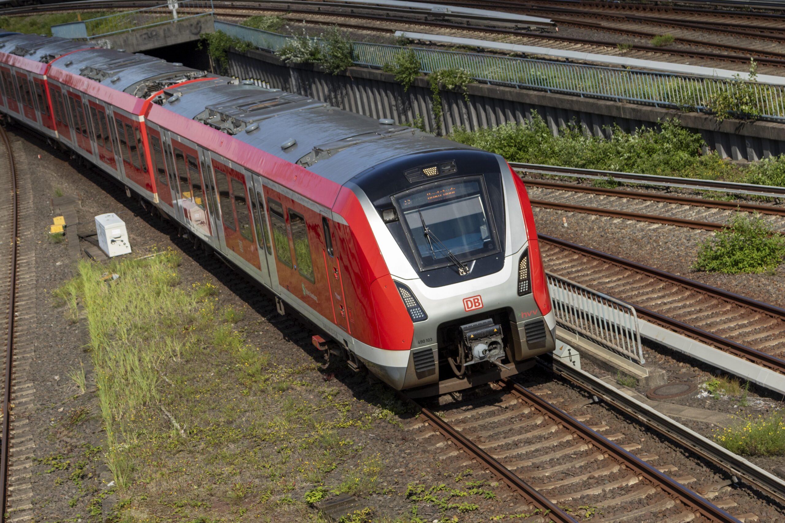 S-Bahn nahe dem Hamburger Hauptbahnhof (Symbolbild).