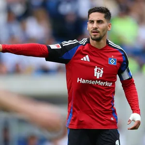 Seit vier Jahren trägt Ludovit Reis das HSV-Trikot – und stieg mit dem Verein gerade in die Bundesliga auf.