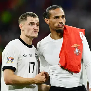Florian Wirtz und Leroy Sané sind enttäuscht