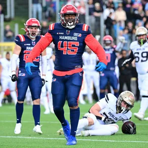 Kyle Kitchens jubelt für die Hamburg Sea Devils