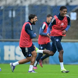 HSV-Training, Immanuel Pherai und Warmed Omari