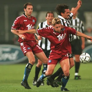 Ronald Maul beim 3:1-Sieg des HSV 2000 bei Juventus Turin