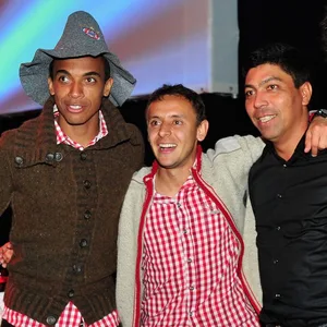 Paulo Sergio, Luiz Gustavo, Rafinha, Giovane Elber und Dante feiern gemeinsam das Oktoberfest.