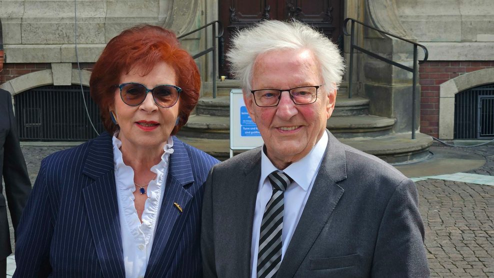 Heidrun von Gössel und Jo Brauner sind Kollegen von Tiedemann.