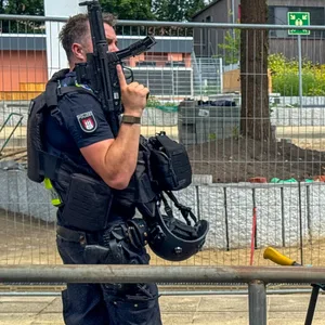 amaok-Alarm an Hamburger Scule in Rönneburg – Großalarm