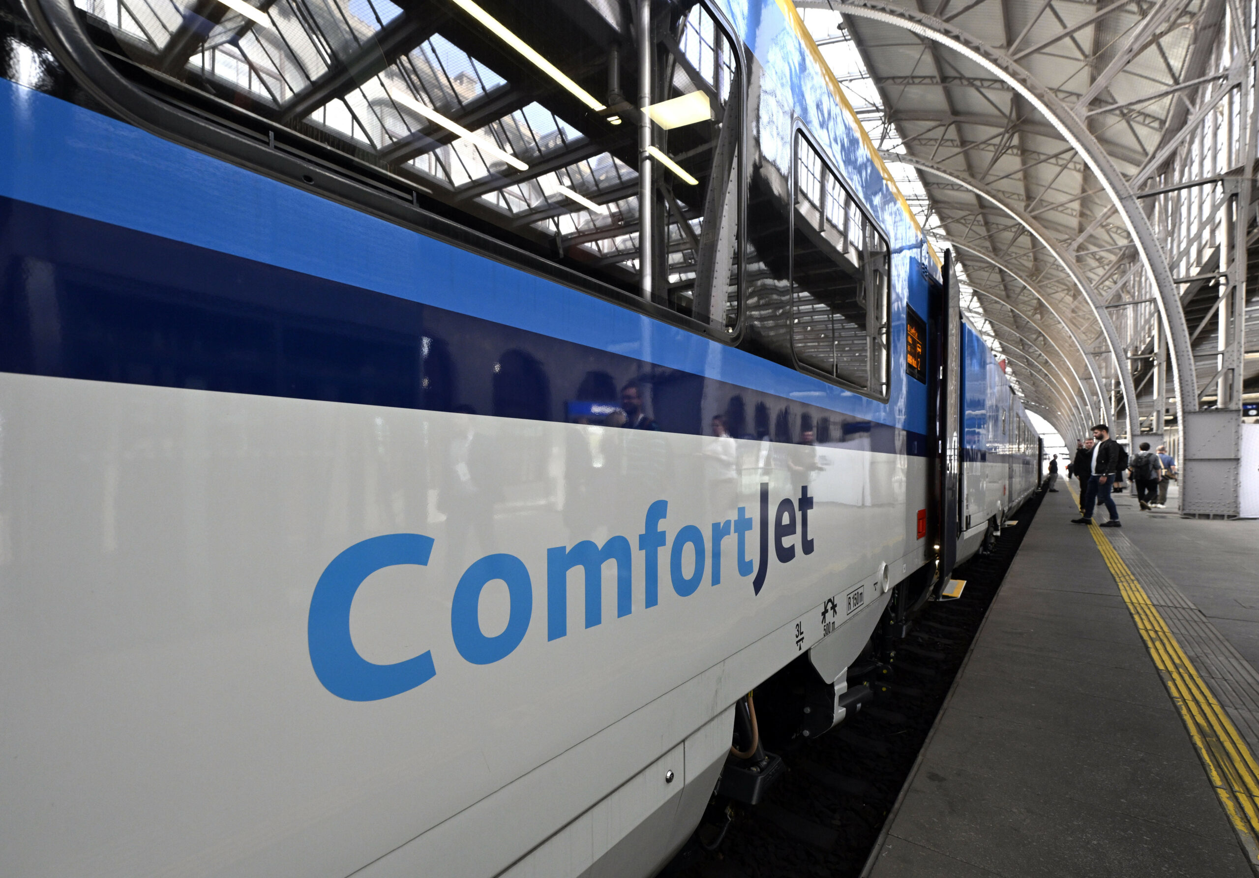 ComfortJet Zug am Prager Hauptbahnhof